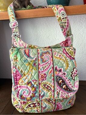 Vera Bradley Quilted Paisley Crossbody Shoulder Bag Mint Pink Floral Print